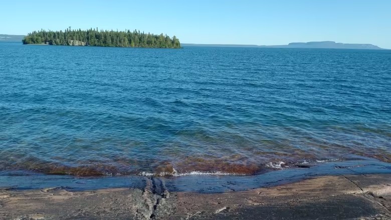 五大湖的水位不断变化，会导致更多地震吗？